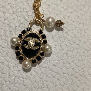 Chanel Gold and Black Pendant Necklace
